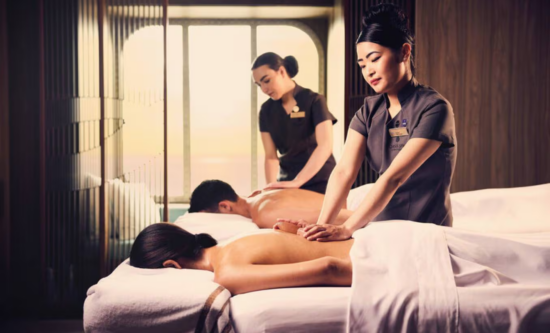 Couples massage