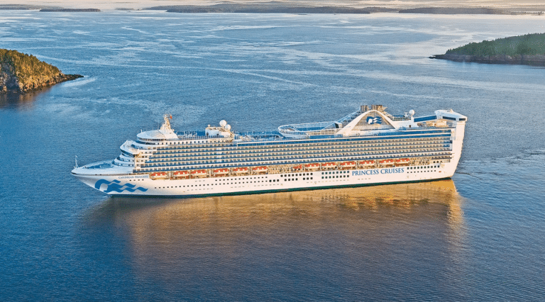 Vision Cruise Exclusive Caribbean Canal Odyssey