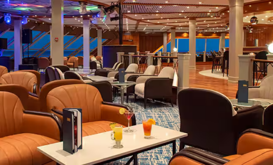 Spinnaker Lounge
