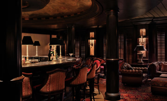 Avenue Saloon