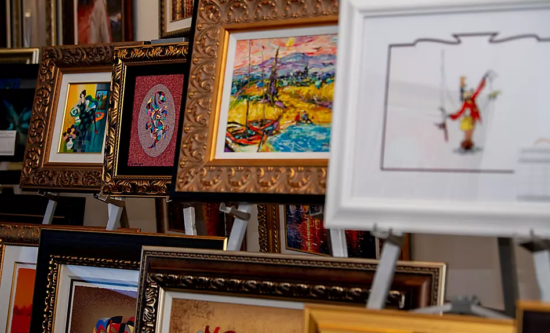 Art Auctions