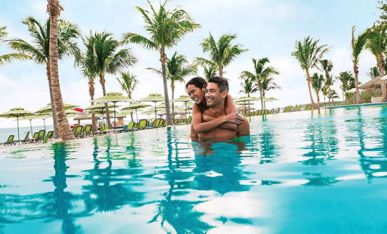 POOLSIDE MEETS OCEANSIDE