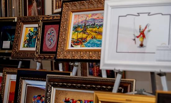 Art Auctions