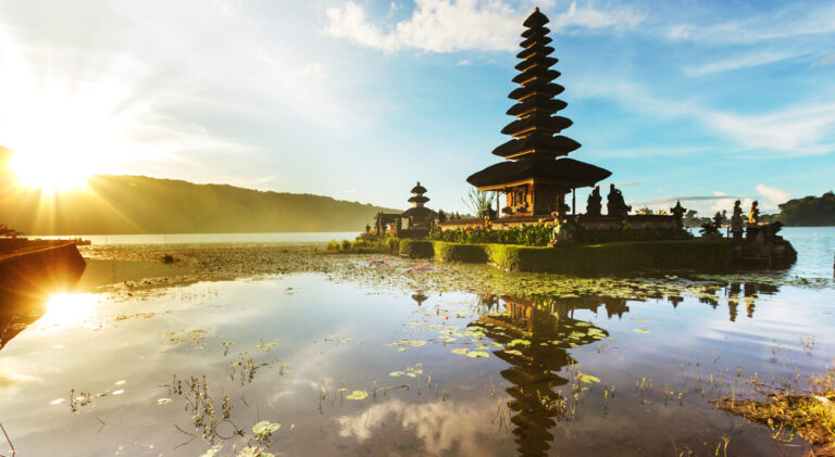 Vision Cruise Exclusive Saffron Seas & Bali Breeze
